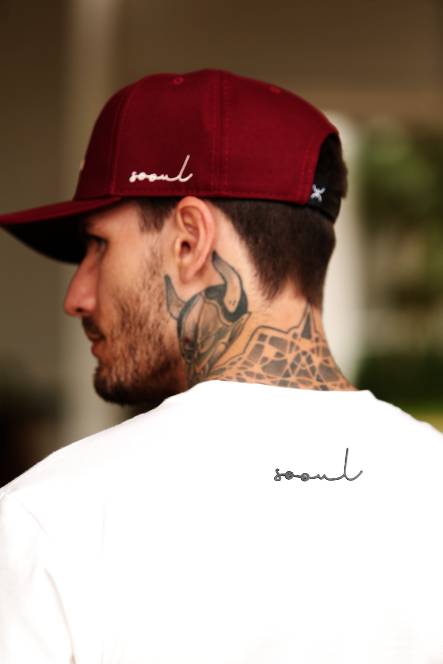 Camiseta Sooul premium logo em couro