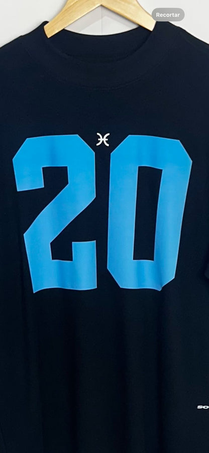 CAMISETA OVERSIZED 20